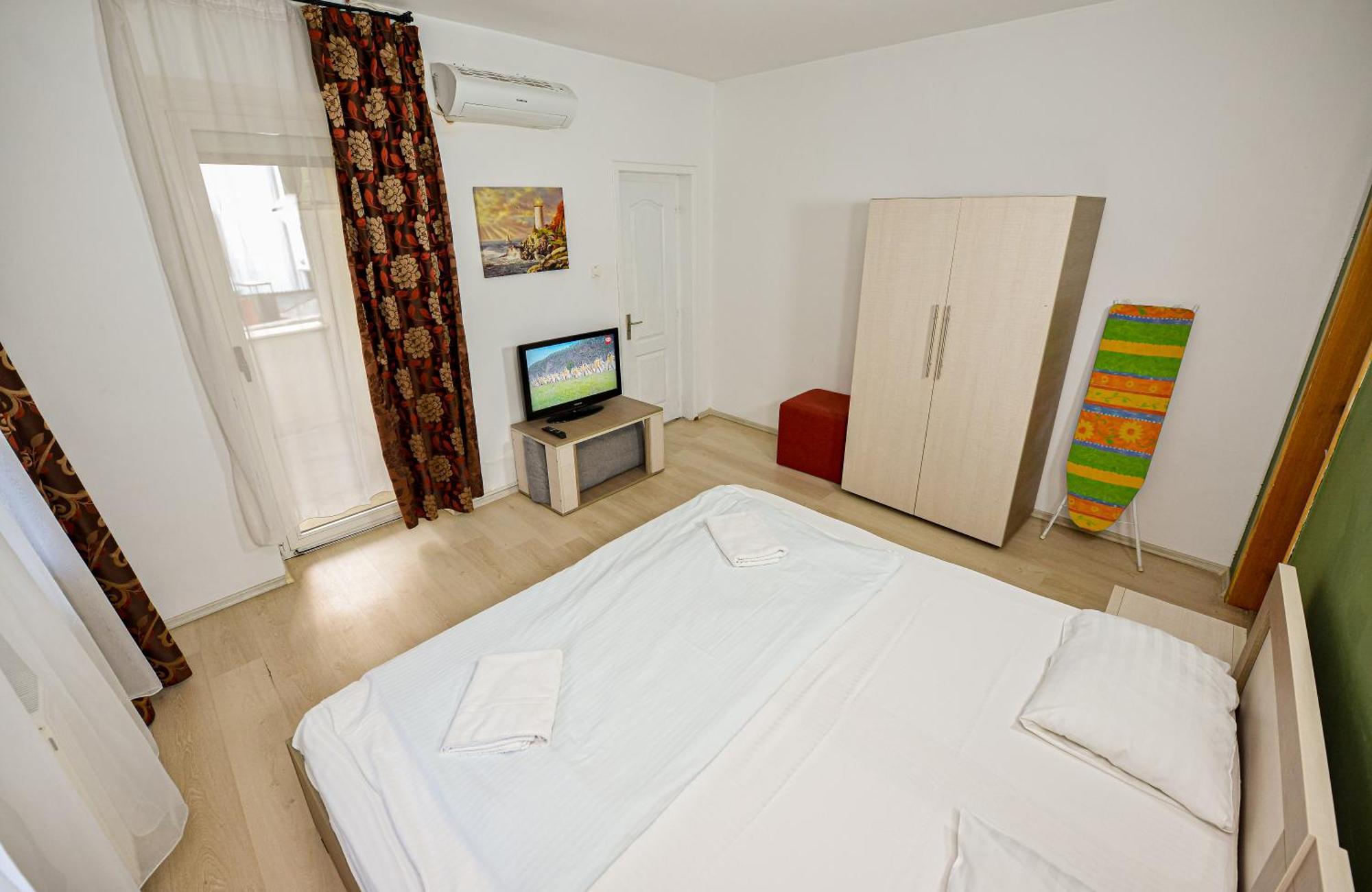 Bucharest City Center Suites ภายนอก รูปภาพ