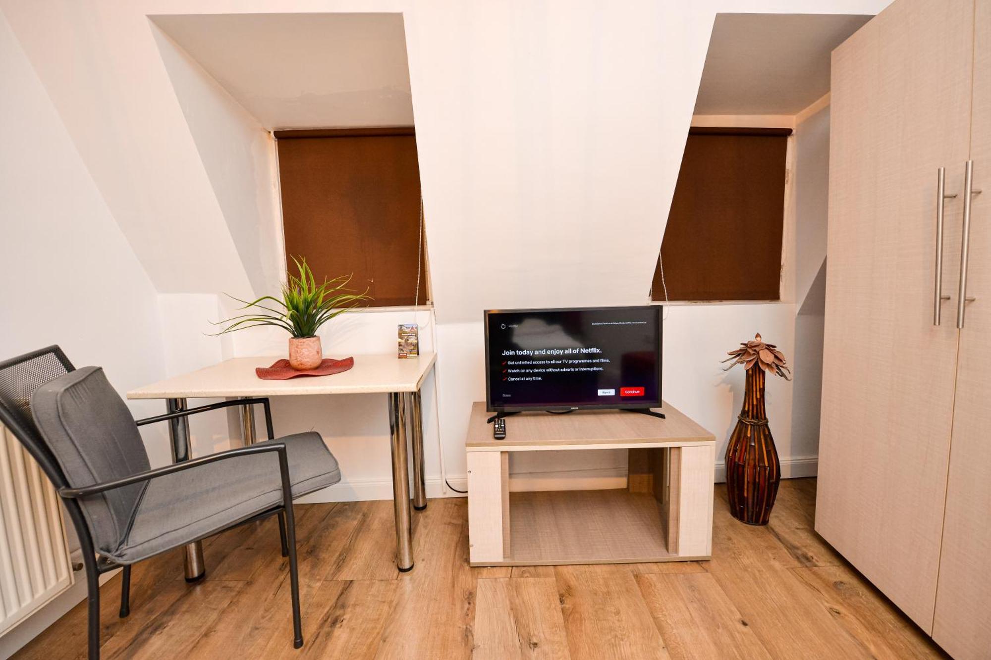 Bucharest City Center Suites ภายนอก รูปภาพ
